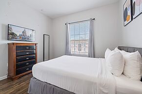 4816 Cayview Avenue #407