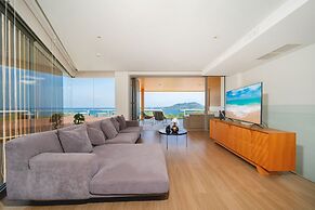 Luxury 2BR Apartment in Bluepoint 82