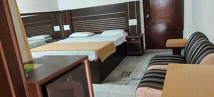 Goroomgo The Royal Puri