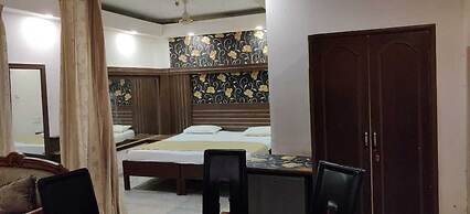 Goroomgo The Royal Puri