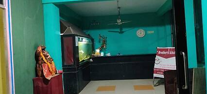 Goroomgo The Royal Puri