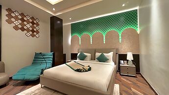 The Long D Hotel and Banquet