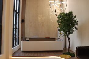 The Long D Hotel and Banquet