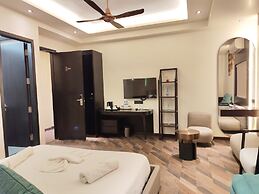 The Long D Hotel and Banquet