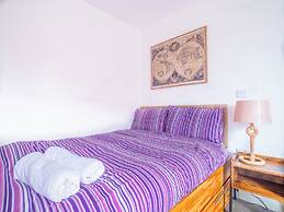 Sheffield City Apartment - Modern & Cozy