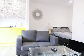 Sheffield City Apartment Retreat