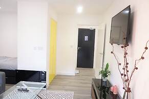 Sheffield City Apartment Retreat
