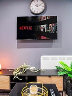 Bradford City Apartment - Bolton Road Oasis