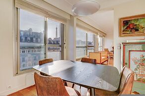 Escape Eiffel Unique 2bdr With Amazing View to Eiffel Tower