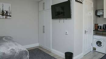 Stayzo Crofton Park - Central London Studio