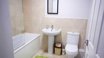 Stayzo Self Catering Accommodation 3 -bradford UK