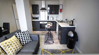 Stayzo Self Catering Accommodation 3 -bradford UK