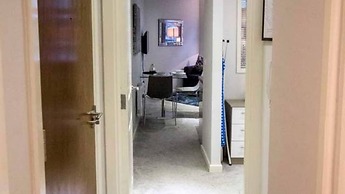 Stayzo Modern Studio Apartment 1 in Bradford City