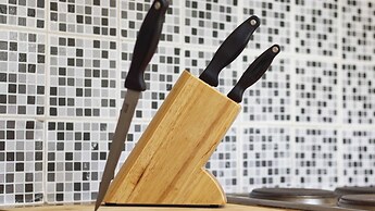 Stayzo House Accommodation - Coventry Free Parking