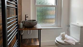 De Parys Serviced Flat in Bedford 4 Live