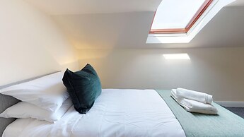 Stayzo Westminster Stylish House Accommodation