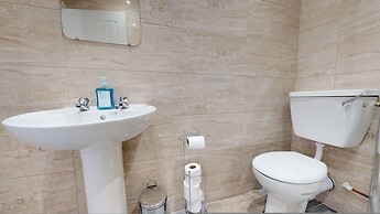 Stayzo Westminster Stylish House Accommodation