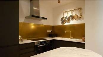 Knightstone Apartment