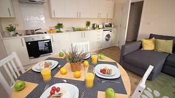 Stayzo Stylish Accommodation in Southampton 10