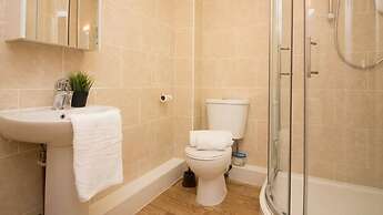 Stayzo Stylish Accommodation in Southampton 10