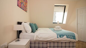 Stayzo Serviced Accommodation 16 Premier Lodge