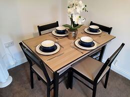 Tranquil Riverside Retreat in Norwich