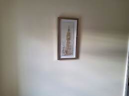 Tranquil Riverside Retreat in Norwich