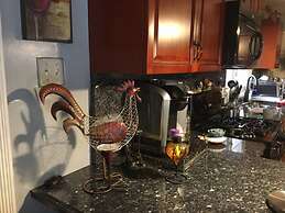 Amazing Hiking Cozy Home Close to Mountns Fireplace