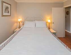 Amazing Hiking Cozy Home Close to Mountns Fireplace