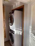 Back House Twin Cabin Ii-hot Tub Fireplace Hiking Retreat