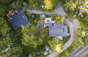 Back House Twin Cabin Ii-hot Tub Fireplace Hiking Retreat