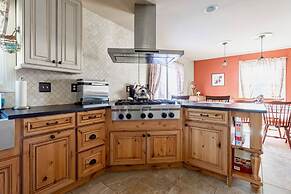 Private Pond Cozy Home Enjoy