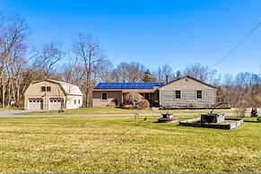 Private Pond Cozy Home Enjoy