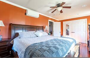 Private Pond Cozy Home Enjoy