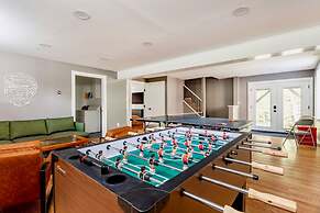 Family Fun Oasis Hot Tub Steam Room Pool Stream Firepit Games