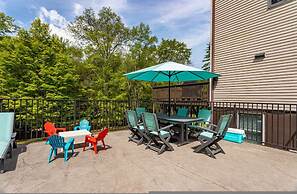Family Fun Oasis Hot Tub Steam Room Pool Stream Firepit Games