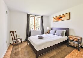 Hunter Mountain Ski House - Tesla Charger