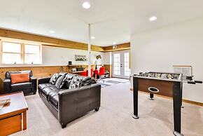 Hunter Mountain Ski House - Tesla Charger