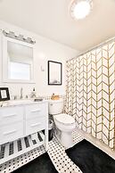 Hunter Mountain Ski House - Tesla Charger