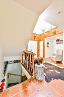 Hunter Mountain Ski House - Tesla Charger