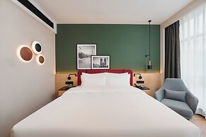 Campanile Hotel in SHA & NECC