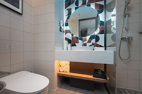 Campanile Hotel in SHA & NECC