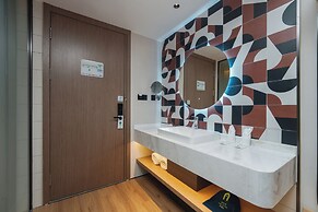 Campanile Hotel in SHA & NECC