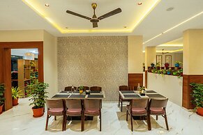 Treebo Grand Royal Imperio, Hinjewadi