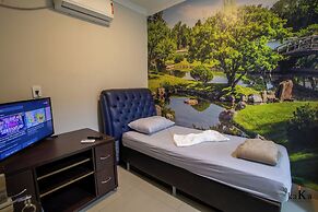 Hostel Central