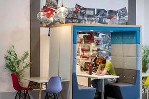 Student Only The Cube Ealing