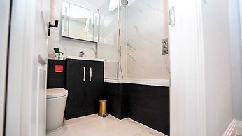 4-Bed 3-Bath Haven Perfect for 8 Guests