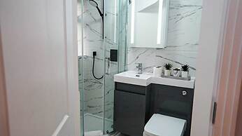 4-Bed 3-Bath Haven Perfect for 8 Guests