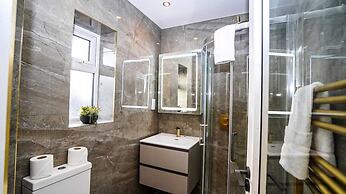 4-Bed 3-Bath Haven Perfect for 8 Guests