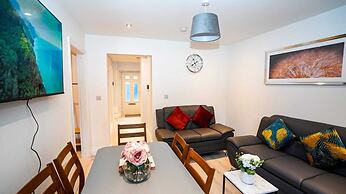 4-Bed 3-Bath Haven Perfect for 8 Guests